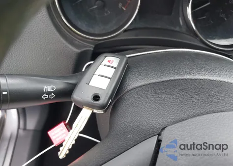 2017 Nissan Rogue S z USA, uszkodzony, nr VIN KNMAT2MT5HP555976